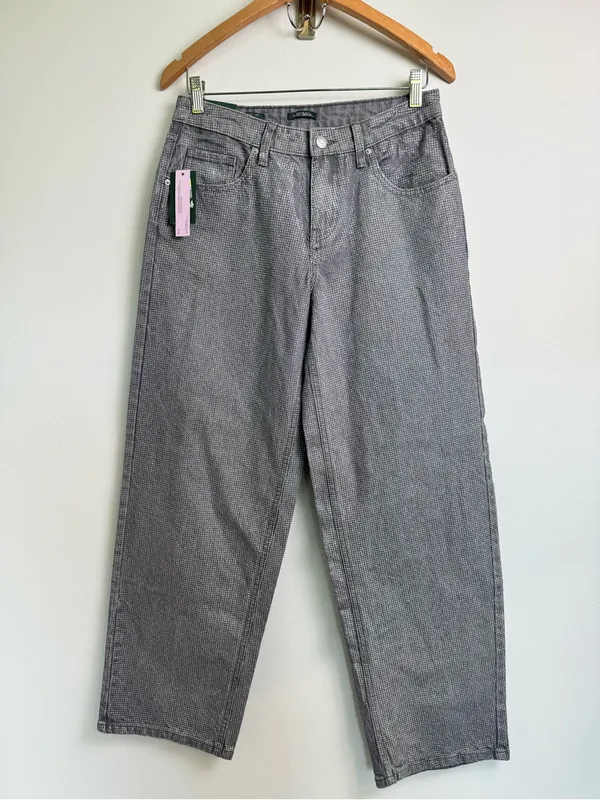 Wild Fable Women’s Mid-Rise 90’s Relaxed Straight Jeans – Gray - Image 3