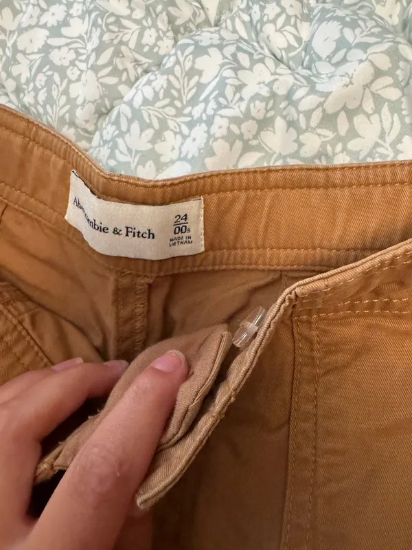 Abercrombie Cargo Pants - Image 2