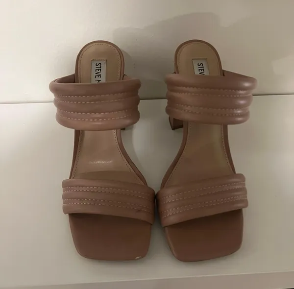 Steve Madden Nude  Heels - Image 4