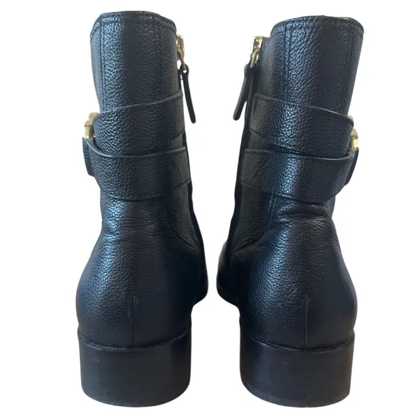 Tory Burch Gemini Link Black Pebbled Leather Ankle Booties Gold Buckle 7.5 - Image 4
