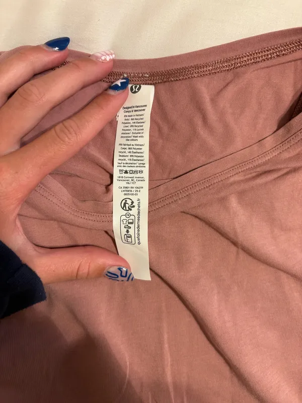 Lululemon tank top  - Image 4