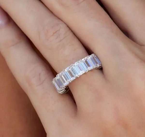 SAVVY CIE JEWELS Sterling Silver Bold Baguette CZ Ring Size 8 NEW - Image 2