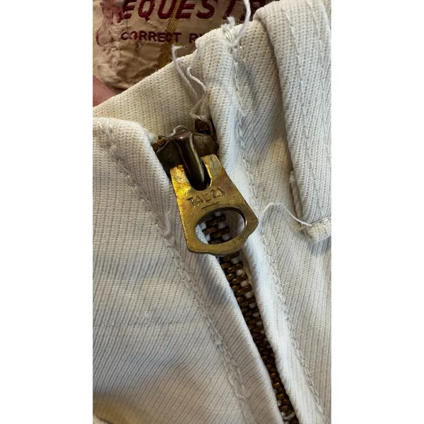1970s Vintage Equestrian Riding Breeches Cream XXS XS Side Zip Jodhpurs - Image 14