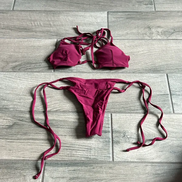 Zaful burgundy bikini set - Image 4