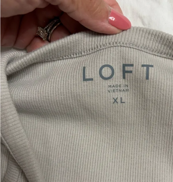 Loft Top Women’s Tank - Image 4
