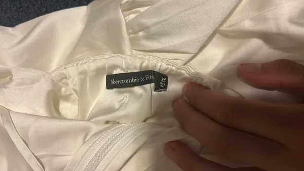 NWT Abercrombie Satin White Dress - Image 4