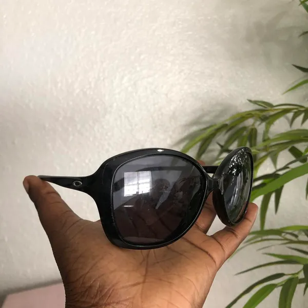 Oakley Black Wrap Around Oversize Round Women Sunglasses Made in USA Gothic Streetwear - Image 3