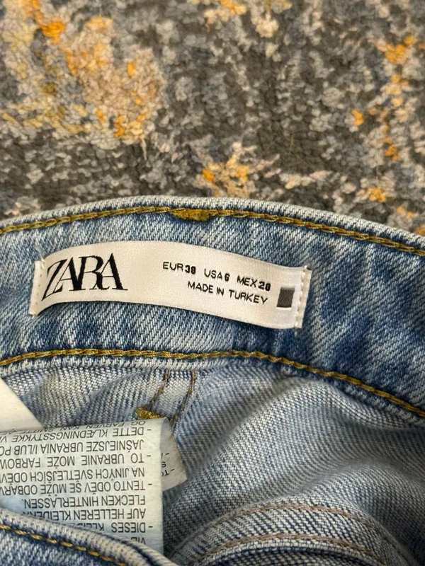 ZARA High-Waisted Flare Jeans - Image 3