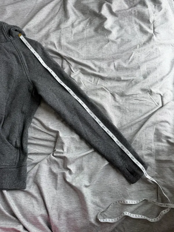 Lululemon Women's Scuba Full-Zip Hoodie Heathered Gray 8 Cozy Athleisure Yoga - Image 9