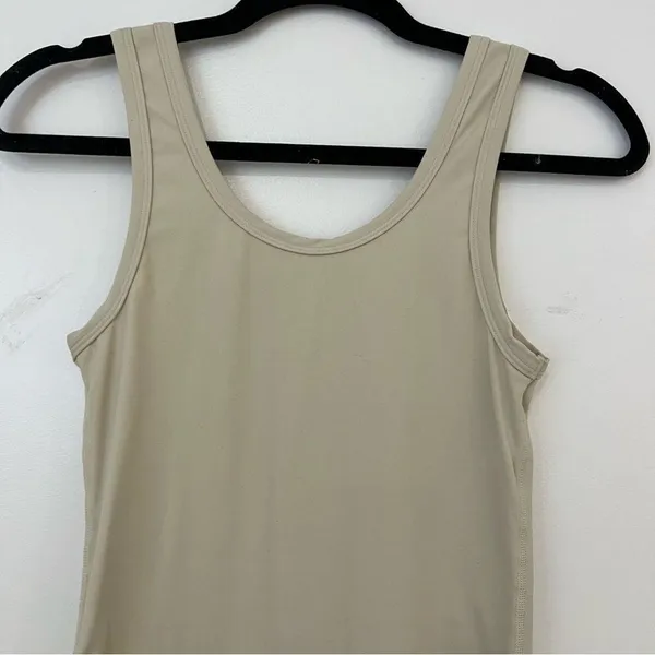 Set Active Shorty Suit in Oat Milk - Image 6