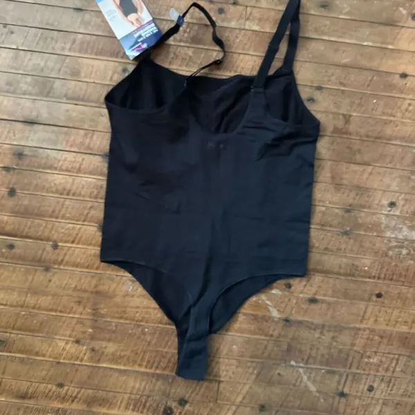 Maidenform Womens Seamless XL thong Shapewear - Image 3