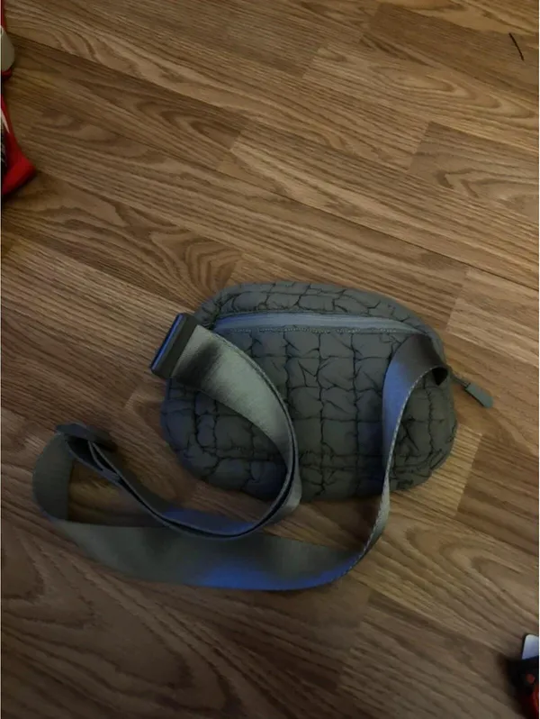 Gray Quilted Puffer Belt Bag - Image 5