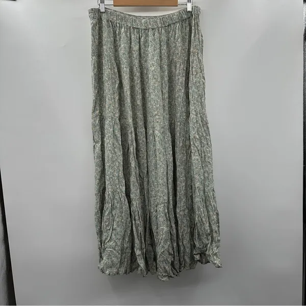 Lulus Sweet and Flirty Sage Green Floral Print‎ Two Piece Crop Top & Skirt XL - Image 6