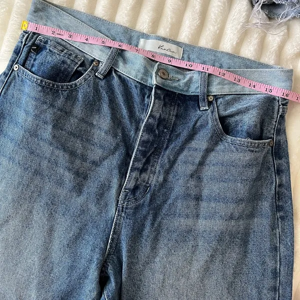 KanCan Blue Straight Leg Jeans with Striking Two-Tone Design - Image 10