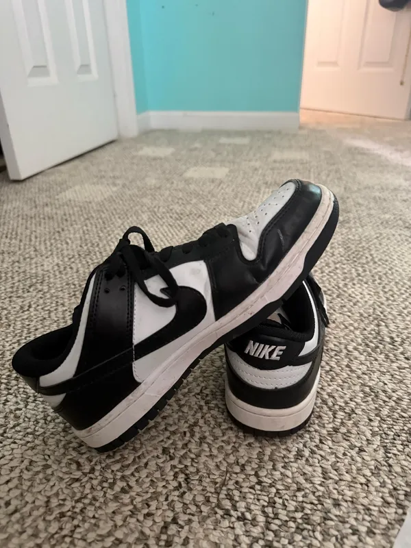 Nike Dunk Low Panda - Image 2