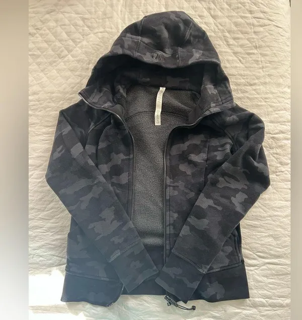 Lululemon Black Camo Scuba Hoodie - Image 3