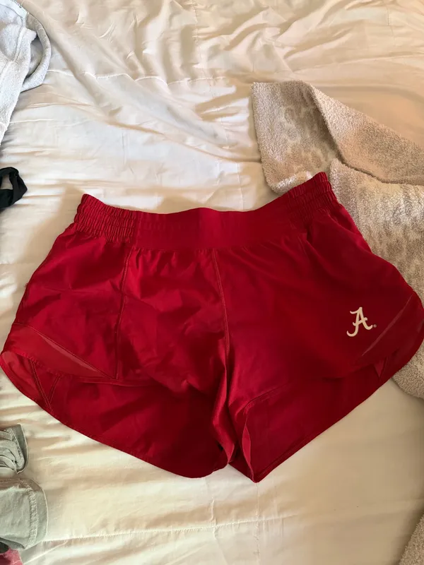 Lululemon Alabama Script A High Rise 2.5 Shorts - Image 2
