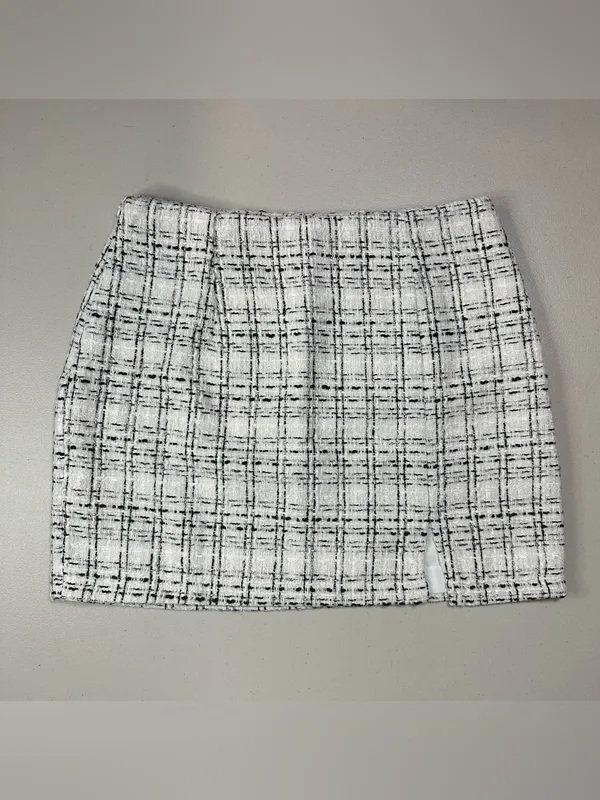 Women’s Tweed Mini Skirt Medium White Black Wool Blend Lined Career Classic NWT - Image 2