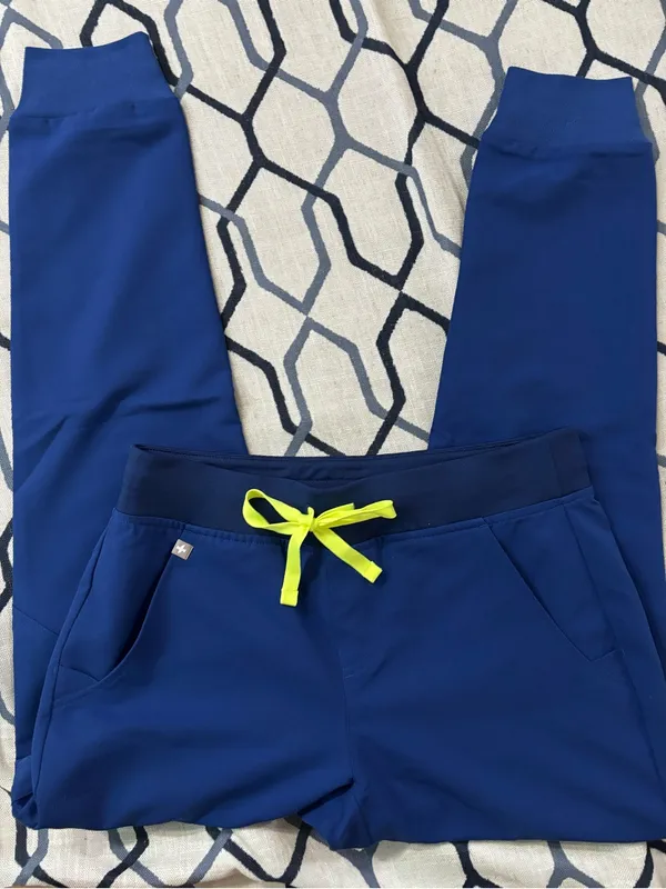 Figs electric blue with neon green drawstring Zamora Joggers size Small- NWOT - Image 2