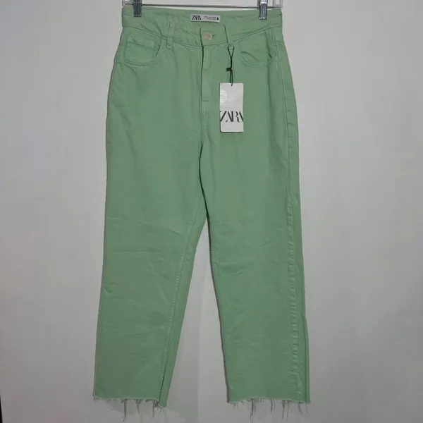 NWT Zara High Rise Straight Jeans Mint‎ Green Raw Hem Size 4 Minimalist Casual - Image 2