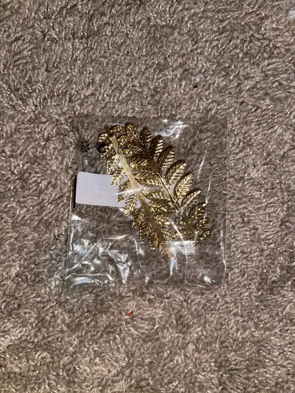 Gold leaf hair clip - Image 2
