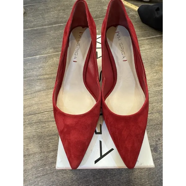 Via Spiga Medora Pointed Pumps Size 7 Poppy Red‎ Suede Pointed Toe Display - Image 4