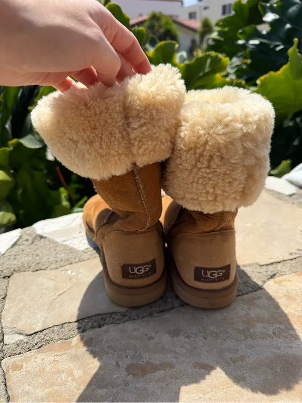 Uggs boots mid Chestnut Shearling - Image 6