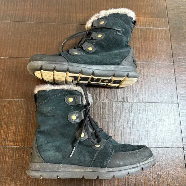 Sorel Explorer Joan Waterproof Winter Boots Black Suede Faux Fur 8.5 Gorpcore - Image 5