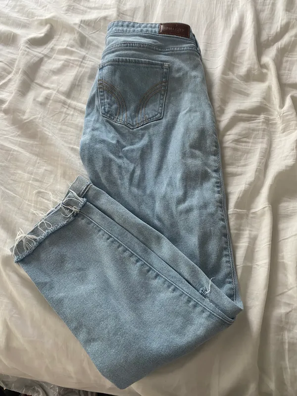 Hollister Jean - Image 2
