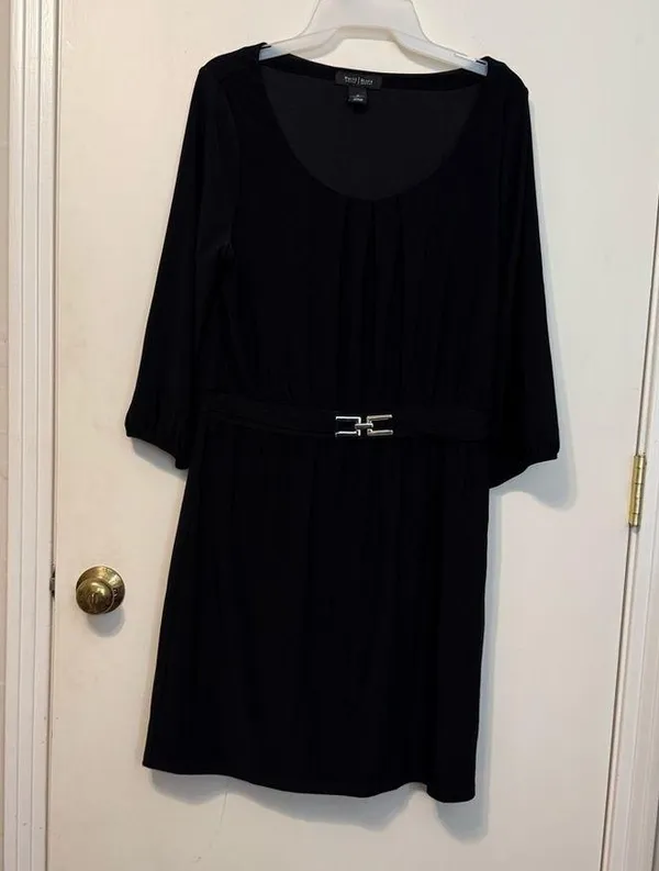 White House Black Market Elegant Black Dress with Belt - Image 5