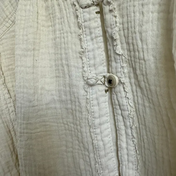 We The Free sz M‎ Cream Gauze Button Up Top Boho Lagenlook Relaxed Fit - Image 4