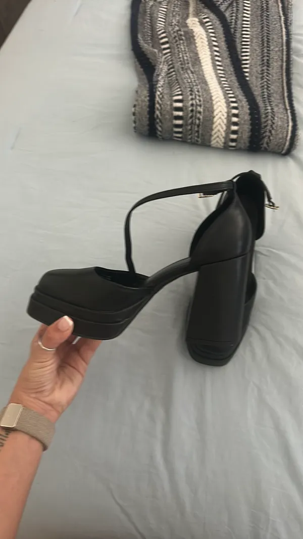 Black chunky closed toe heel  - Image 6