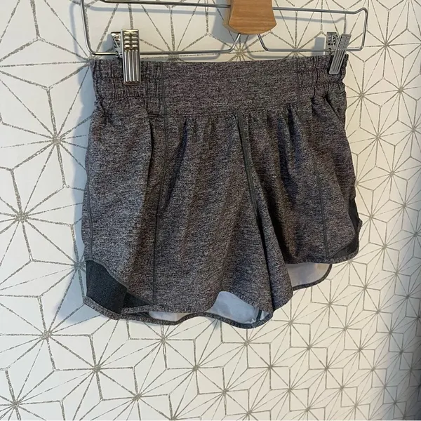 Lululemon Hotty Hot Short II *Long 4" Heather Lux Multi Black - Image 5