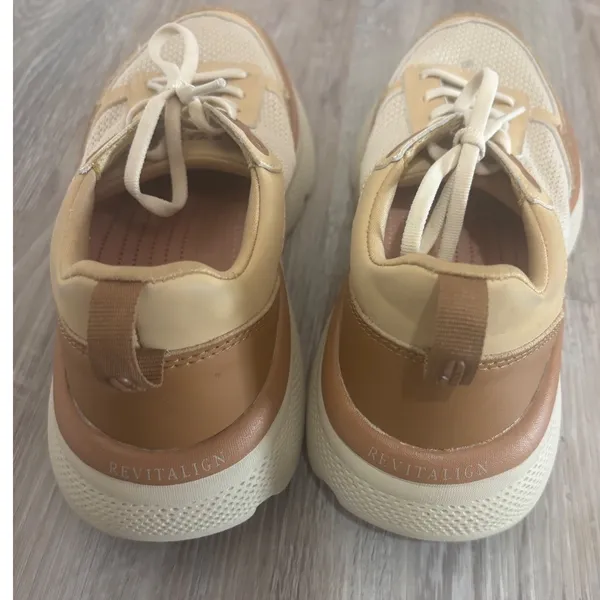 Revitalign Siesta Womens Sneakers Tan White Mesh Low‎ Top Trainers Size 8.5 B - Image 4
