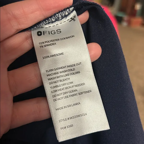 FIGS Catarina One-Pocket V-neck Short Sleeve Scrub‎ Top navy size XXS nursing - Image 8