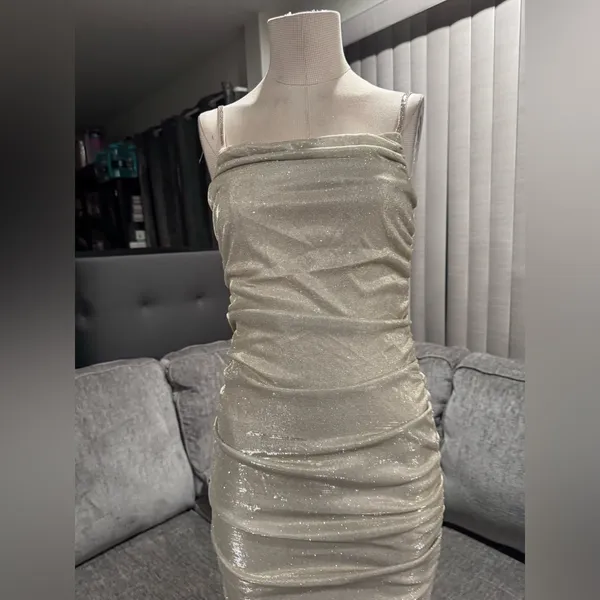 🍒BUNDLE 2 ITEMS FOR $8✨ 🌸AMTIOUS rhinestone sparkly dress ✨ - Image 7