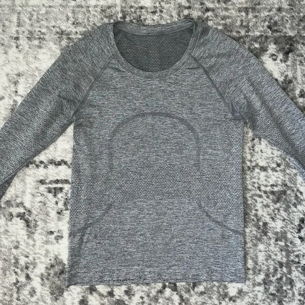 Lululemon Swiftly Tech Long Sleeve 2.0 *Race Length - Image 2