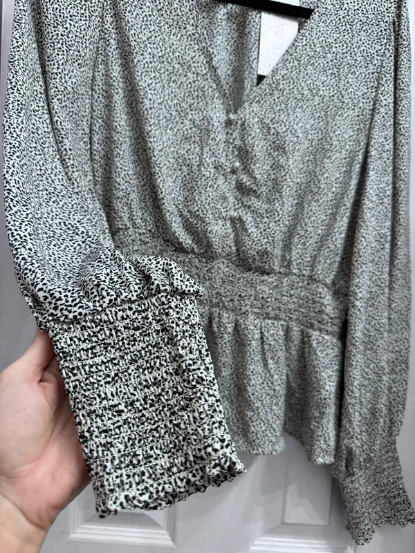 Sienna sky blouse - Image 2
