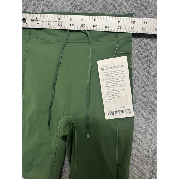 Lululemon Women's Green No Line HR Run Short Zip Pocket Size 0 NWT - Image 6