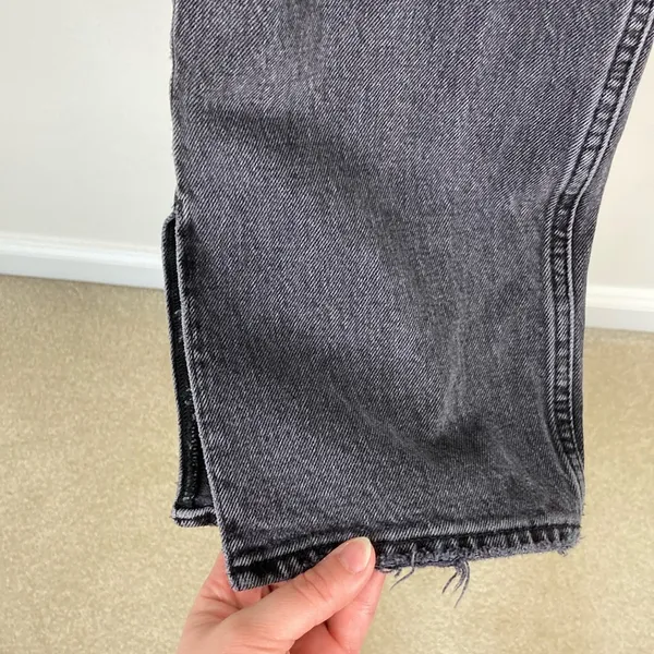 Abercrombie 90s Straight High Rise Jeans Vent Hem Black Denim Women's Size 27 4 - Image 5