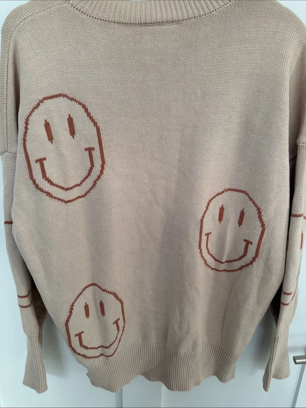 Neutral Beige Smiley Crewneck Sweater Tan Size M - Image 6