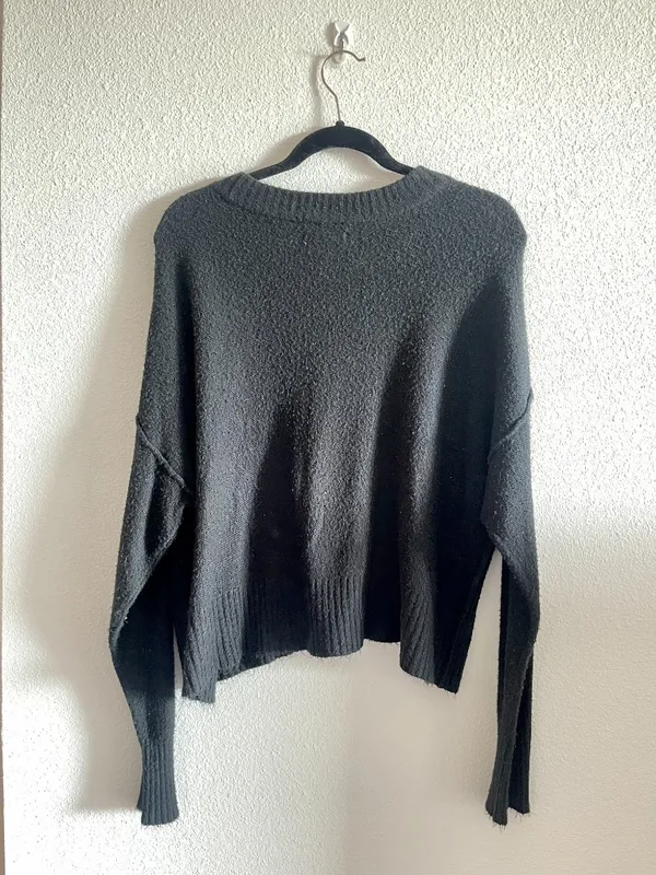 American Eagle Soft Black Knit Sweater Size Medium M Long Sleeve Crew Neck - Image 2