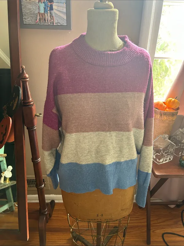 a new day Multi-Striped Crewneck Sweater in Pink, Beige & Blue | Medium - Image 8