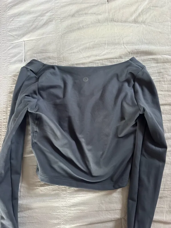 Gilly Hicks Long Sleeve Top - Image 2