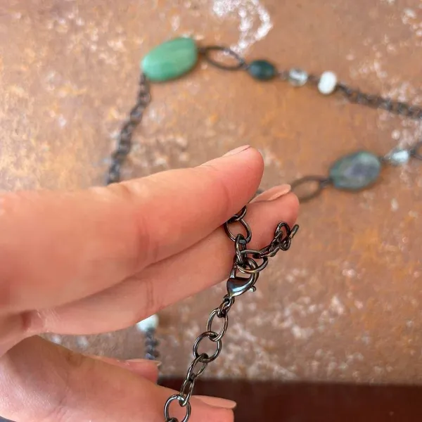 Beautiful vintage green beaded rock necklace - Image 5