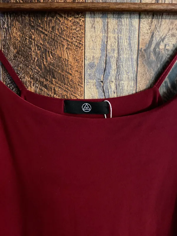 Missguided women's sleeveless dress burgundy color size 10 - Image 4