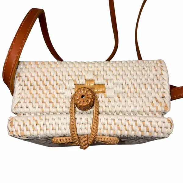 Urban Outfitters Harper White Rattan Wicker Straw Square Crossbody Purse Bag - Image 5