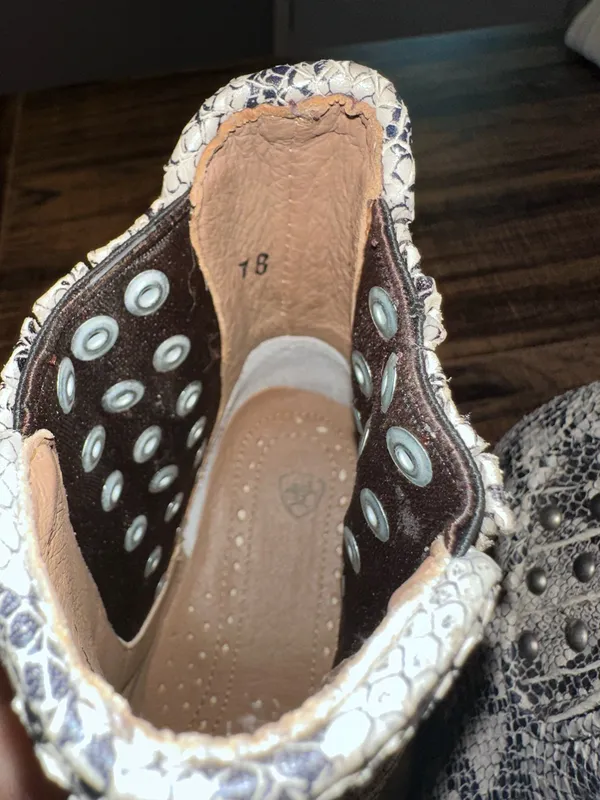 Ariat Snakeskin ankle boots - Image 9