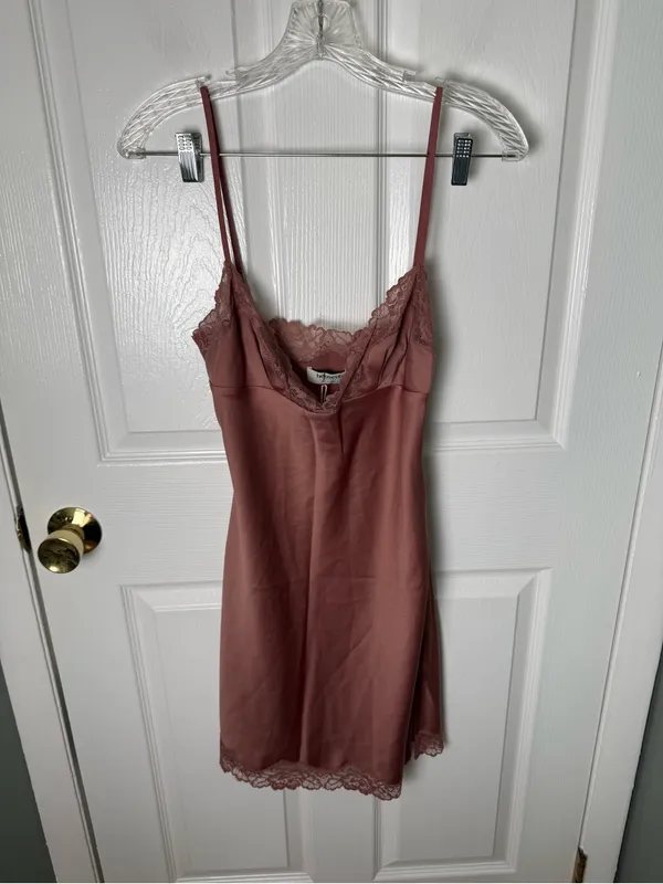 House of CB Nia Rose Pink Satin & Lace Slip Dress M - Image 3