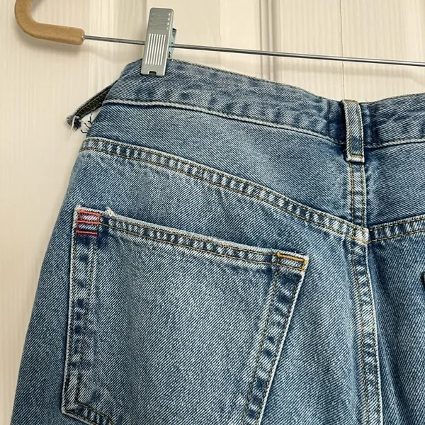 BDG Distressed Jeans. Size W29 - Image 3